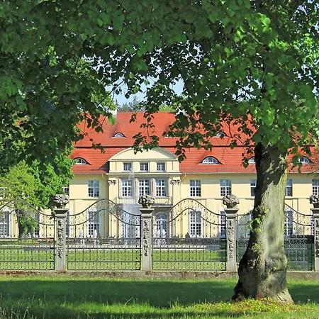 Отель Schloss 4*
