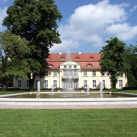 Schloss Отель