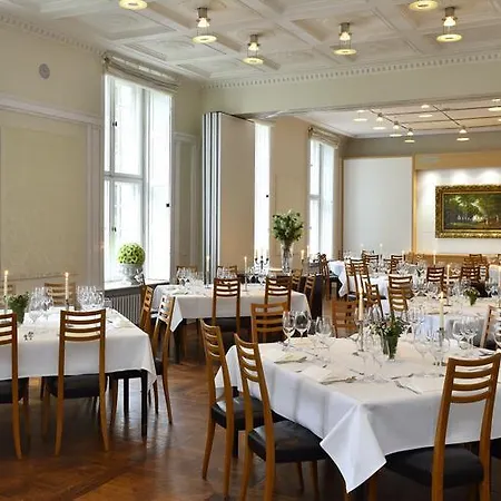 Отель Schloss 4*